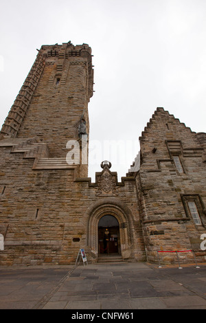 Das Wallace-Monument auf dem Gipfel des Abbey Craig in Sterling, Schottland Stockfoto