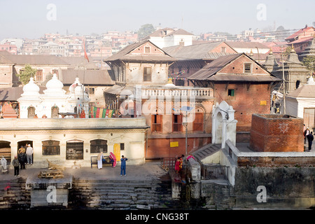 Blick auf Pashupatinath Feuerbestattung ghat Stockfoto