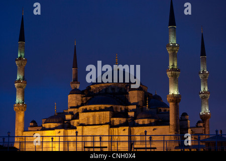 Die blaue Moschee in der Nacht, Istanbul, Türkei Stockfoto