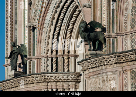 Kathedrale von Orvieto. Detail der Fassade. Orvieto. Provinz Terni. Umbrien. Italien Stockfoto