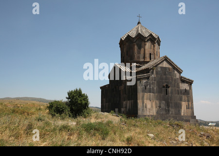 Mittelalterliche Vahramashen Kirche (1026) in der Nähe Amberd Festung an den Hängen des Mount Aragats, Armenien. Stockfoto