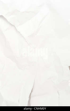 Faltige teilweise zerrissenes weißes Papier Textur Stockfoto