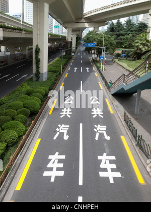 Eine Einbahnstraße in Shanghai, China Stockfoto