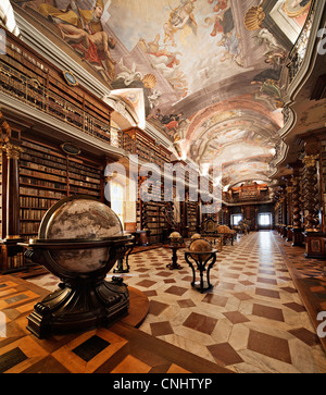 Jesuiten Barock Bibliothek Klementinum Prag Bibliothek wurde 1727 höchstwahrscheinlich nach Plan Kilian Ignaz Dienzenhofer beendet. Stockfoto