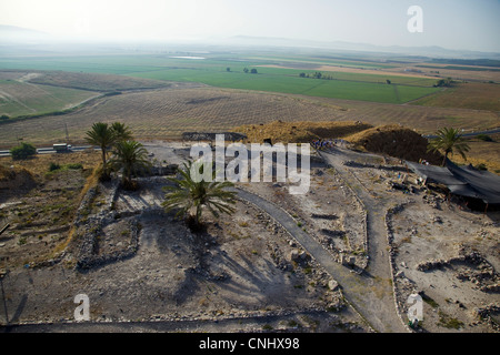 Luftaufnahme der archäologische Stätte von Tel MEDIGO in die Jezreel Senke Stockfoto