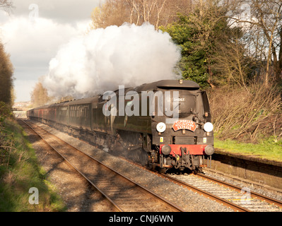 "Battle of Britain" Klasse Dampf Lok Tangmere schleppen "Cumbrian Mountain Express" besondere Dampf Stockfoto