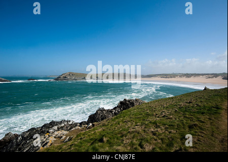 Crantock Beach über Pentire Point Osten von Pentire Point West auf der North Cornwall Coast, England, Großbritannien Stockfoto