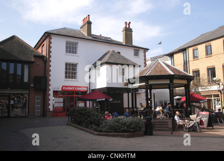 Costa Cafe im Maltings Einkaufszentrum St Albans Hertfordshire Stockfoto
