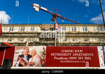 Exterieur der Neubau / neue bauen / building Ruhestand lebenden Appartementhaus / Ferienwohnungen für Rentner Senioren senior alt. UK Stockfoto