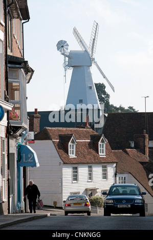 Cranbrook eine kleine historische Stadt in South East Kent England mit einer Windmühle Stockfoto