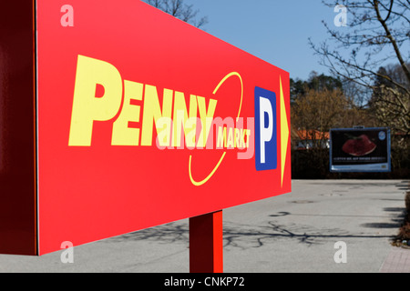 Penny Markt, Supermarkt Parkplatz Schild, Prien Upper Bavaria Germany Stockfoto