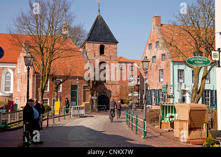 Ost-friesischen Siel Dorf Greetsiel, Ostfriesland, Niedersachsen, Deutschland Stockfoto