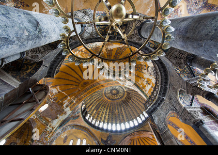 Innenraum der Hagia Hagia Sophia, Aya Sophia Museum, Moschee, Kirche, Istanbul, Türkei Stockfoto
