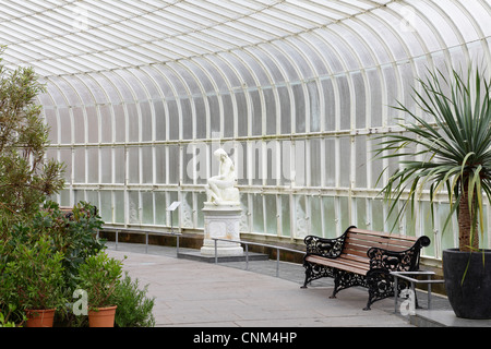 Kibble Palace viktorianisches Gewächshaus in den Glasgow Botanic Gardens, Schottland, Großbritannien Stockfoto