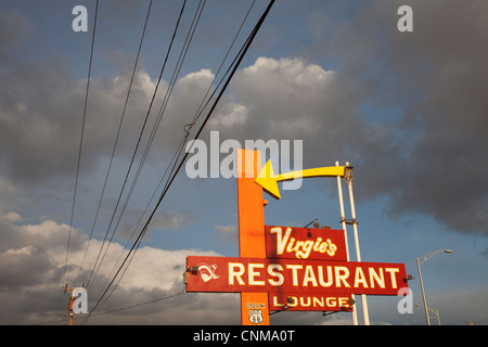 Virgie Restaurant Schild, Gallup, New Mexico. Stockfoto