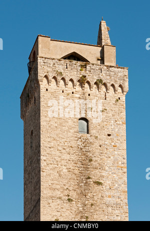 Torre Grossa Turm des Palazzo Comunale (Rathaus) am Piazza del Duomo, San Gimignano, Toskana (Toscana), Italien Stockfoto