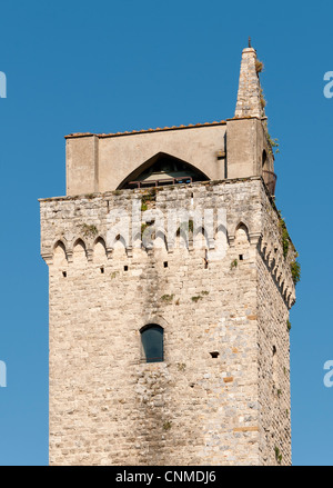 Torre Grossa Turm des Palazzo Comunale (Rathaus) am Piazza del Duomo, San Gimignano, Toskana (Toscana), Italien Stockfoto