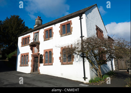 Alten Hawkshead Grammar School in Hawkshead Dorf Lake District National Park Cumbria, England, Vereinigtes Königreich Großbritannien Stockfoto