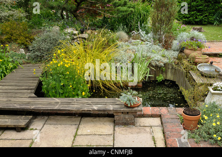 Private Garten - Herr & Mme Fleury, offen für die Öffentlichkeit im Juni (La Ferté Macé, Orne, Normandie, Frankreich). Stockfoto