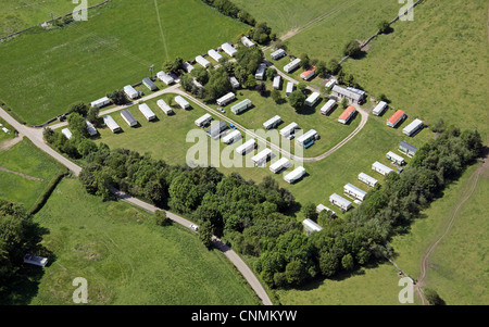 Luftaufnahme von einem ländlichen Caravan park Stockfoto