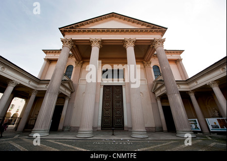 Kathedrale der Heiligen Maria Himmelfahrt, Novara, Piemont, Italien Stockfoto