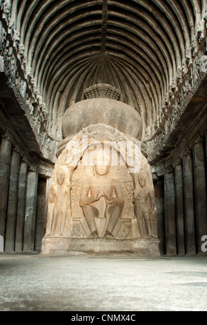 Ajanta Höhlen, Maharashtra, Indien, buddhistischen Schrein Stockfoto