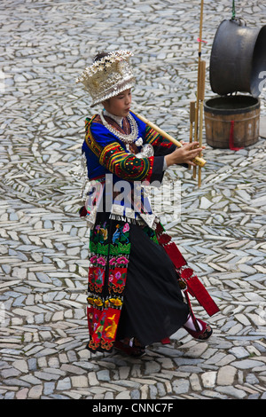 Langde Miao Leute traditionelle Musik und Tanz-Performance im Dorf, Kaili, Guizhou, China Stockfoto