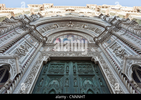 Eingang, Basilica di Santa Maria del Fiore, Florenz, Provinz Florenz, Toskana, Italien Stockfoto