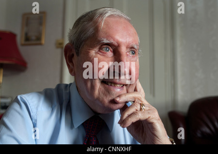 Porträt des ehemaligen Manchester United-Trainer Frank O'Farrell, dessen Amtszeit im Old Trafford war kurz gelebt. Stockfoto