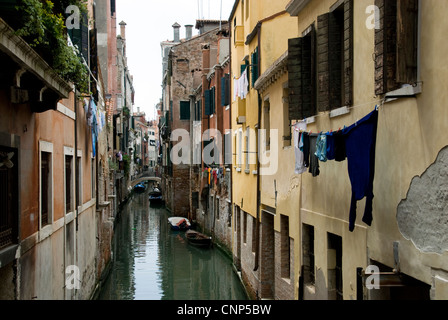 Rio Delle due Torri von Ponte del Ravano, Venedig. Stockfoto