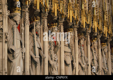 Gotischer Chor Bildschirm aus dem 15. Jahrhundert in das York Minster in North Yorkshire, England, UK. Stockfoto