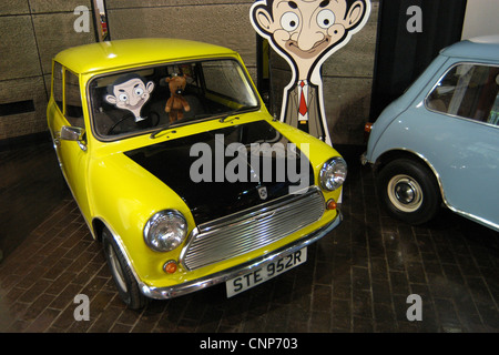 Legendäre Mr. Bean macht Mini (1959) von der Austin Motor Co. Ltd., Longbridge, Birmingham, UK produziert. Stockfoto