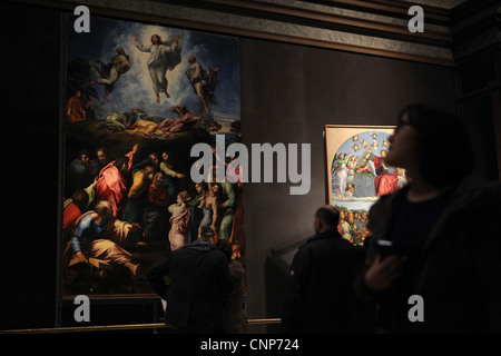 Verklärung von Raffael in der Pinacoteca Vaticana, die Vatikanischen Museen, Rom, Italien. Stockfoto