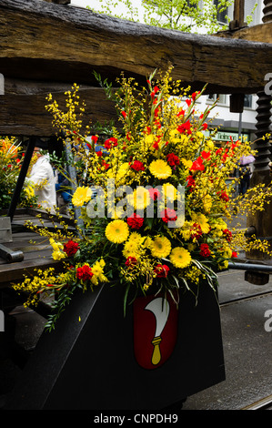 Sechseläuten ist ein traditionelles Frühlingsfest in Zürich, in der Regel am dritten Montag im April statt. Stockfoto