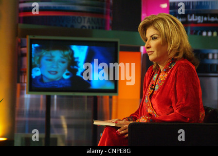 Hala Sarhan, populäre Ägyptische Talk Show host Der "Hala Show', Hosts berühmte Ägyptische Schauspielerin Libliba auf der Rotana Netzwerk. Stockfoto