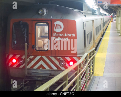 Metro North Railroad Zug im Bahnhof Grand Central Station Stockfoto