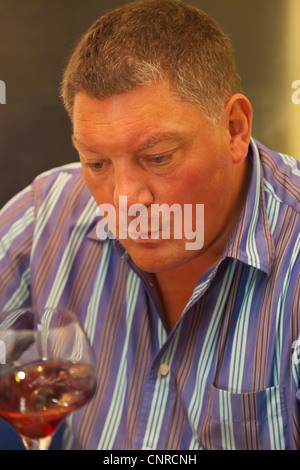 Damy Père Böttcherei und Fils ZA Les Champs Lins 21190 Meursault tel. 03 80 21 49 40 / fax 03 80 21 49 49, Küferei Damy Père Stockfoto