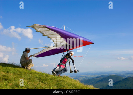 am Puy de Dome und Blick auf die vulkanische Landschaft Chaine des Puys, Frankreich, Auvergne Stockfoto