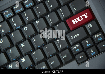 Auf Tastatur kaufen Stockfoto