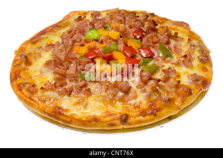 Hawaiian Pizza isoliert auf weißem Hintergrund Stockfoto