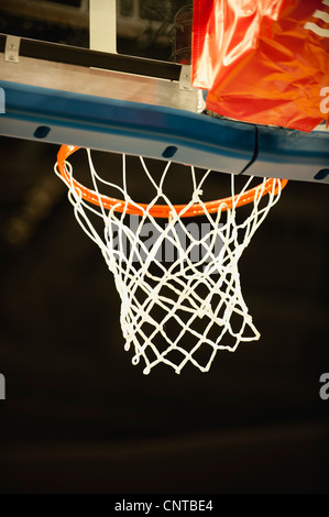 Basketballkorb, niedrigen Winkel Ansicht Stockfoto