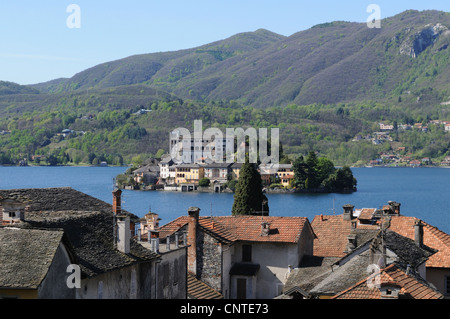 Blick auf die Insel San Giulio, Italien Stockfoto