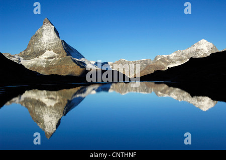 Matterhorn Spiegelung im Riffelsee, Schweiz, Wallis Stockfoto