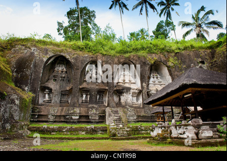 Gunung Kawi ist ein 11. Jahrhundert Tempelanlage in Tampaksiring Nord östlich von Ubud in Bali, Indonesien. Stockfoto