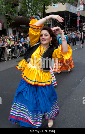 Iranischen Amerikaner feiern das persische Neujahr Nowruz mit der jährlichen persischen Parade in New York City Stockfoto