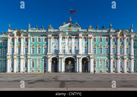 Russland, Sankt Petersburg, Center, Dvotsovaya Square, Winterpalast und Eremitage Stockfoto