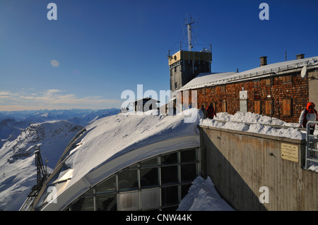 Zugspitze, Anzeigen von Plattform und Wetterstation, Deutschland, Bayern Stockfoto