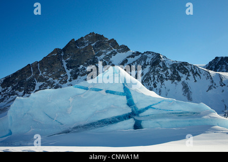 Gletscher und Berge, Grönland, Ostgroenland, Tunu, Kalaallit Nunaat, Scoresbysund, Kangertittivag, Lillefjord Stockfoto