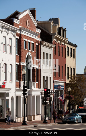 Blick entlang der M Street in Georgetown Stockfoto