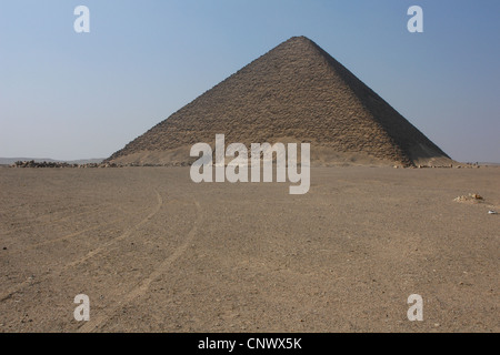 Rote Pyramide von Pharao Snowflakes in Dahshur, Ägypten. Stockfoto
